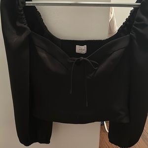 novella blouse